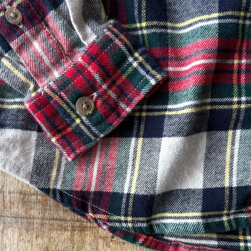 Vineyard Vines Boys Flannel Shirt size 6 - Picture 4 of 6